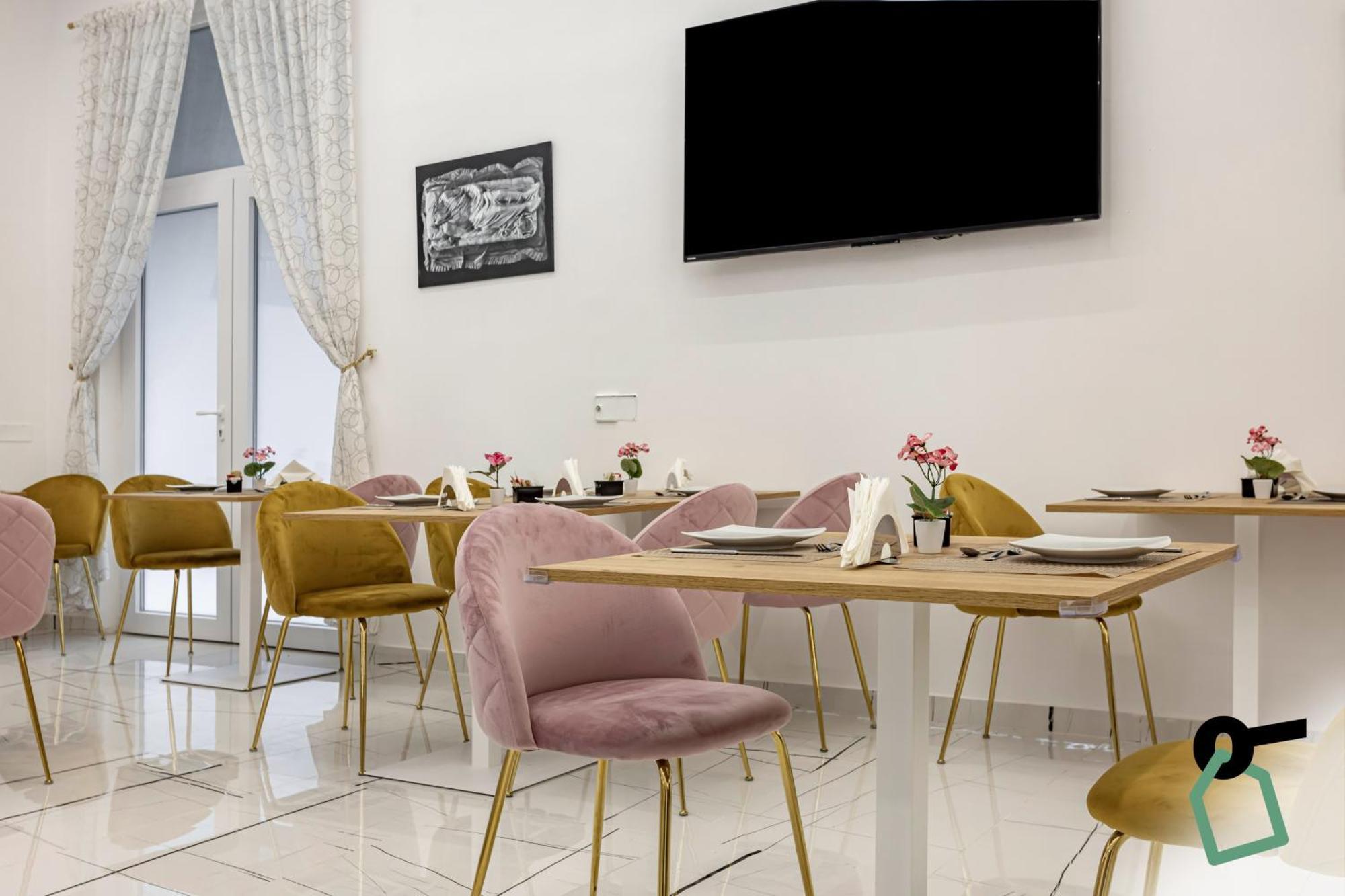 Hotiday Room Collection - Napoli Sant'Arcangelo Екстер'єр фото