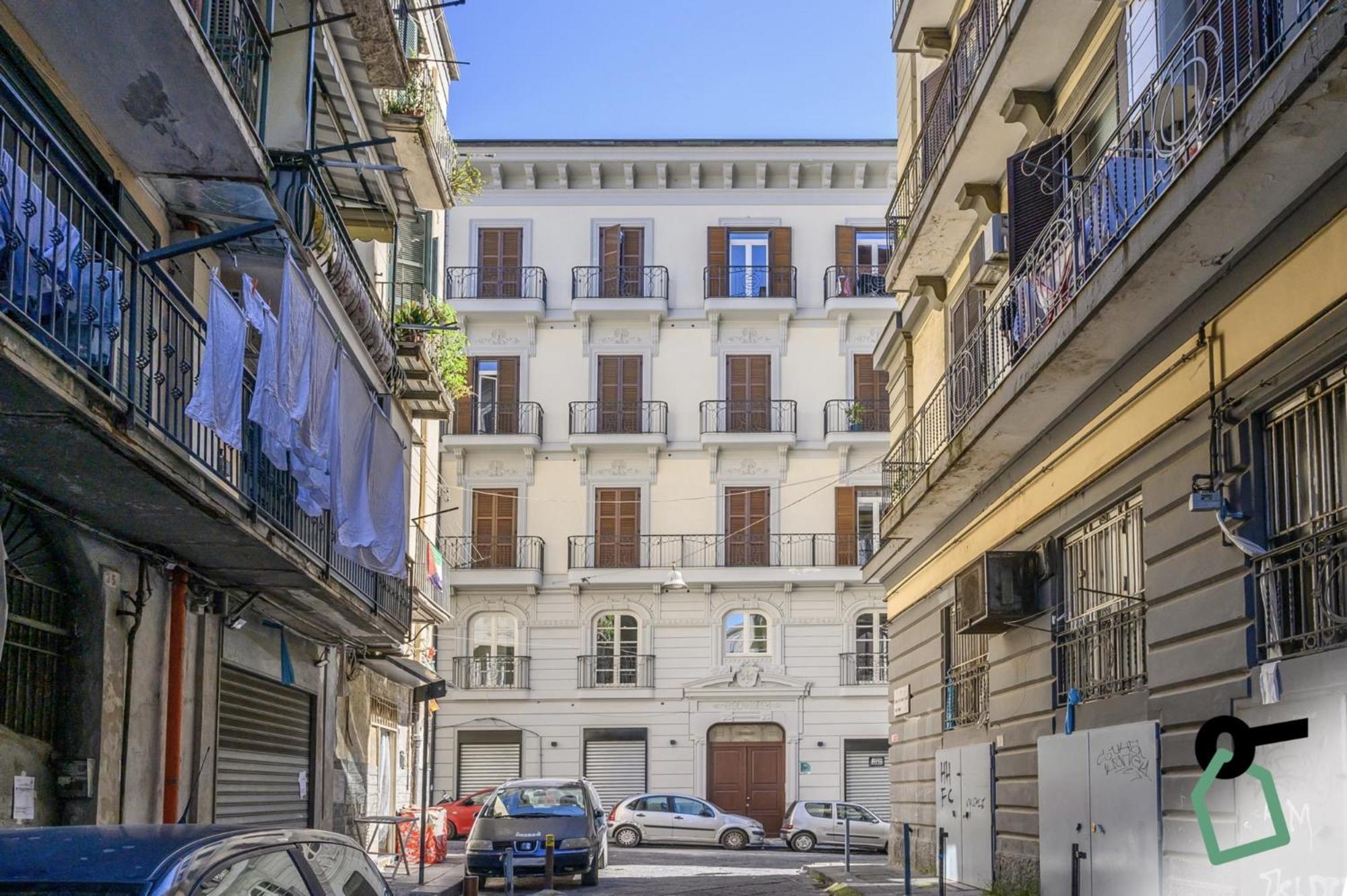 Hotiday Room Collection - Napoli Sant'Arcangelo Екстер'єр фото