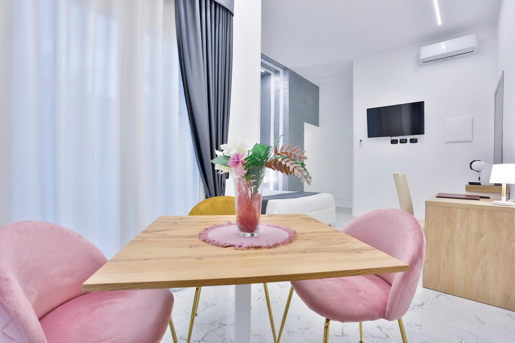 Hotiday Room Collection - Napoli Sant'Arcangelo Екстер'єр фото